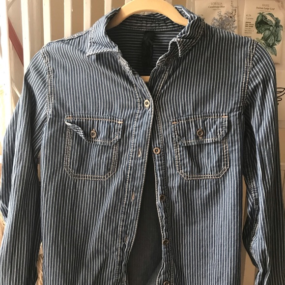 Tops - Long-Sleeve Button Down Shirt
